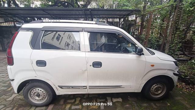 https://images10.gaadi.com/usedcar_image/4595320/original/processed_e270808a-061f-4d60-b55e-68baab129cad.jpg?imwidth=6400