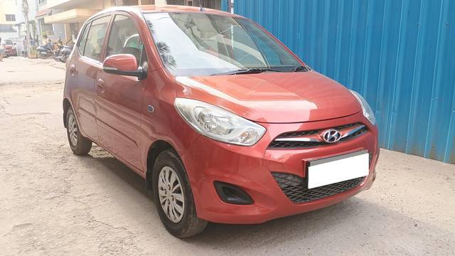 https://images10.gaadi.com/usedcar_image/4595326/original/processed_fe20a8fd0eb5a8fee6cf5217f7475541.jpg?imwidth=6400
