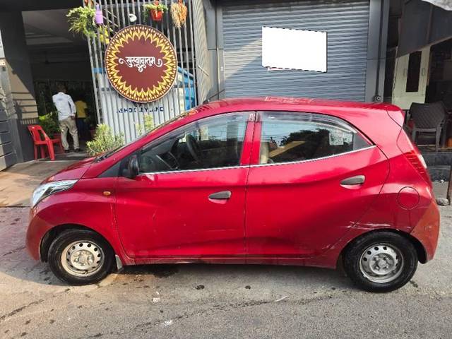 https://images10.gaadi.com/usedcar_image/4595333/original/processed_9c54a200-2e1f-44dc-8af7-5bf3ed70e075.jpg?imwidth=6402