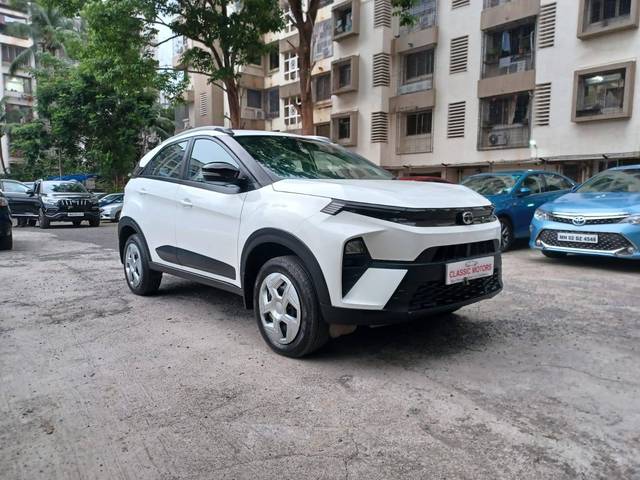 https://images10.gaadi.com/usedcar_image/4595347/original/processed_ac2daebe88f5815d01c2e6d876e07f1b.jpeg?imwidth=6400