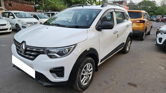https://images10.gaadi.com/usedcar_image/4595366/original/processed_fba6340c9bb952e93a9a7f31458d4086.jpg?imwidth=6402
