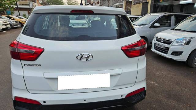 https://images10.gaadi.com/usedcar_image/4595369/original/processed_0001a197a0471561676d8b3b90b9ba33.jpg?imwidth=6401