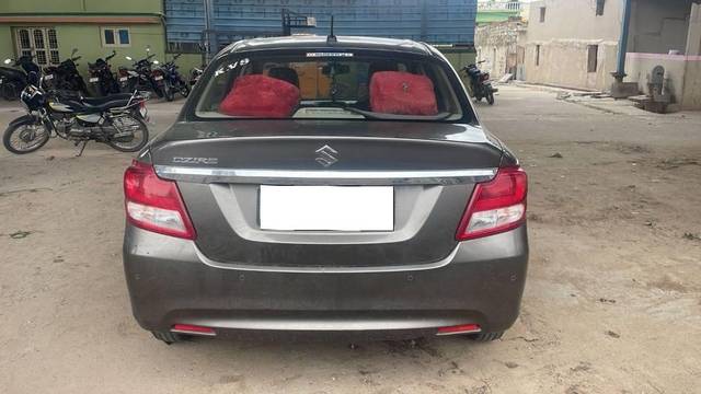 https://images10.gaadi.com/usedcar_image/4595396/original/processed_f388a3ad-d56d-4751-8cb1-ebb618c0fd65.jpeg?imwidth=6402