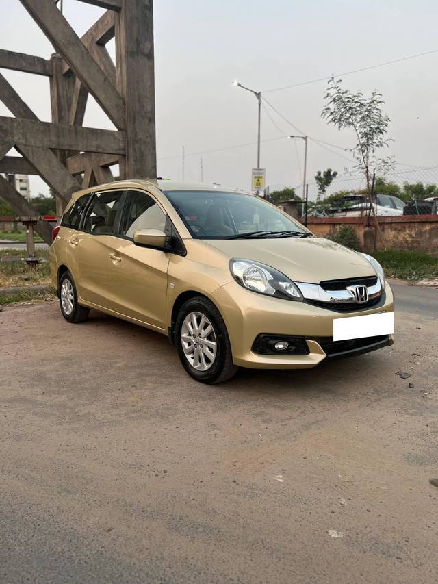 https://images10.gaadi.com/usedcar_image/4595465/original/processed_92e467362da0a6513ccf5082efd1740a.jpg?imwidth=6400