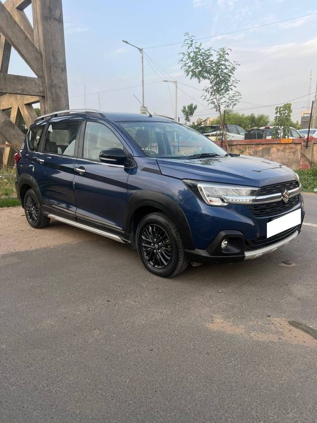 https://images10.gaadi.com/usedcar_image/4595468/original/processed_d9f4f1a2d885ce4f39d041836f994185.jpg?imwidth=6400