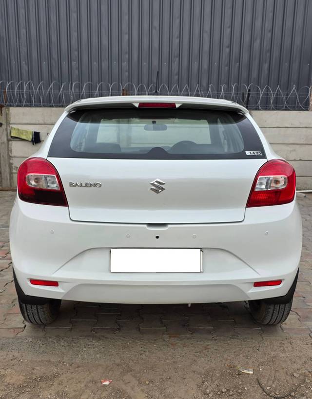 https://images10.gaadi.com/usedcar_image/4595470/original/processed_9f1f39e89a6a1caa99834d8147ba19c0.jpg?imwidth=6402