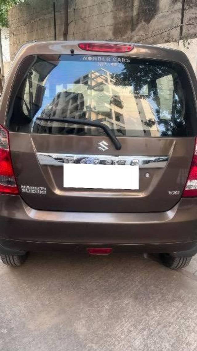 https://images10.gaadi.com/usedcar_image/4595474/original/processed_2712a3fd-ccb6-4cfc-9004-439a7e7367de.jpeg?imwidth=6401