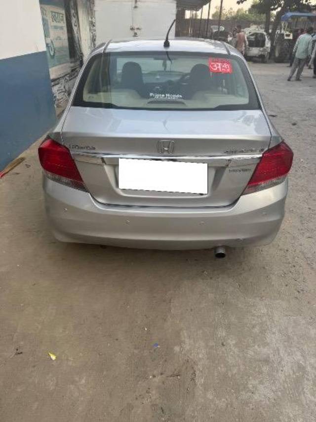 https://images10.gaadi.com/usedcar_image/4595480/original/processed_0490e04b-0181-4ef3-b504-0cc4d0f5d740.jpeg?imwidth=6402