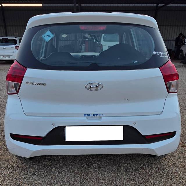 https://images10.gaadi.com/usedcar_image/4595483/original/processed_279517e8ed9a707d8813668f72d5041f.jpg?imwidth=6402