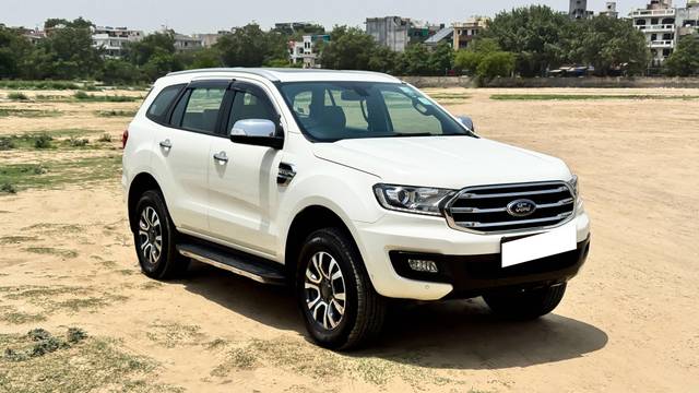 https://images10.gaadi.com/usedcar_image/4595497/original/processed_0fb7d806652dda37228bdc421b216eba.JPG?imwidth=6400