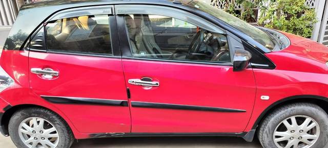 https://images10.gaadi.com/usedcar_image/4595498/original/processed_3c0c60d6-9d0c-4e7d-a9a0-c55f5a3bb3ed.jpg?imwidth=6401