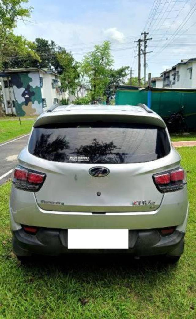 https://images10.gaadi.com/usedcar_image/4595520/original/processed_8e4e9621-97a8-4940-9f8b-f924655eccd9.jpg?imwidth=6401