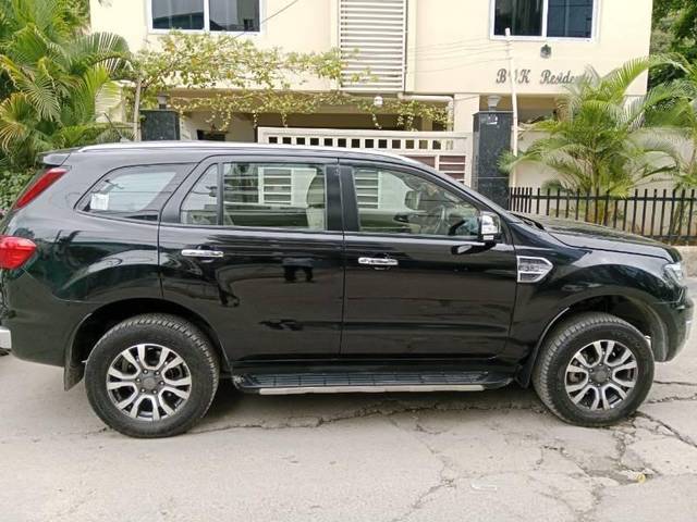 https://images10.gaadi.com/usedcar_image/4595554/original/processed_d5f1b5c6-fad3-4fbd-aa6a-221d69103223.jpeg?imwidth=6401