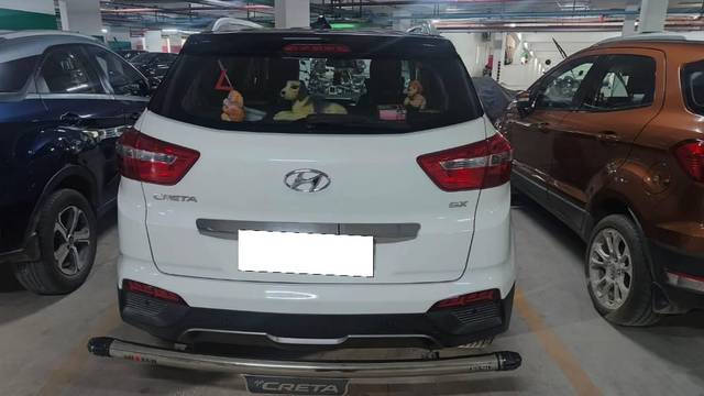 https://images10.gaadi.com/usedcar_image/4595563/original/processed_6e4f499b-1320-43a4-9f3a-f0efe418ff18.jpg?imwidth=6401