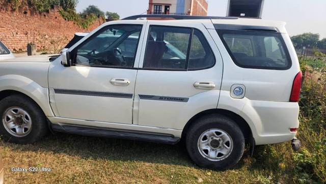 https://images10.gaadi.com/usedcar_image/4595566/original/processed_6f8b8051-f177-4d26-b80a-85a97fb2b078.jpg?imwidth=6401