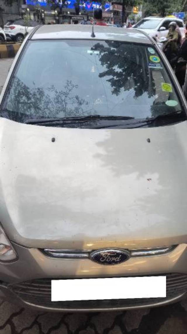 https://images10.gaadi.com/usedcar_image/4595569/original/processed_4fd9c004-4c23-4e88-8203-16626270b161.jpg?imwidth=6400