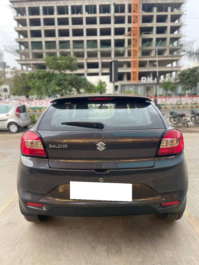 https://images10.gaadi.com/usedcar_image/4595571/original/processed_440b6218c089121a0a282dc99e8d64bf.jpg?imwidth=6402