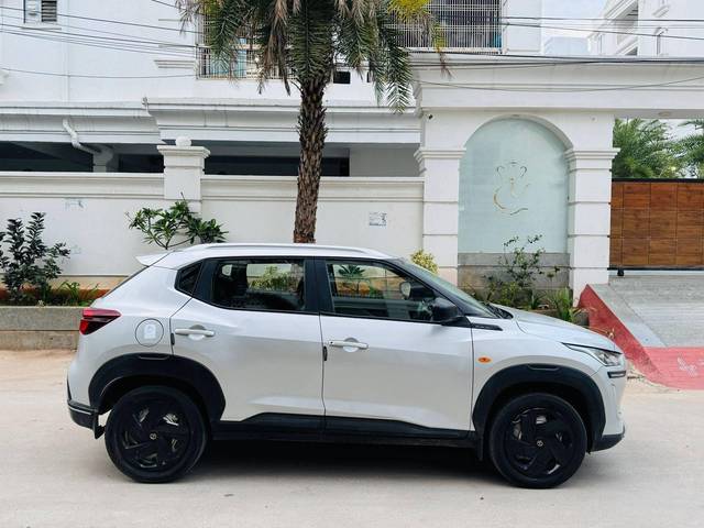 https://images10.gaadi.com/usedcar_image/4595583/original/processed_a7486fb073ee077e1c0751b03b6e7c13.jpg?imwidth=6401