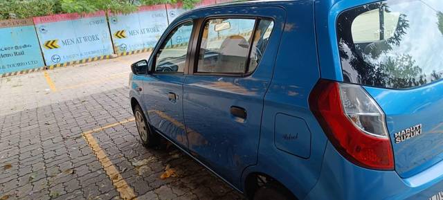 https://images10.gaadi.com/usedcar_image/4595702/original/processed_664e1e06-f339-4ba5-b0ab-860bc6c1e640.jpg?imwidth=6401