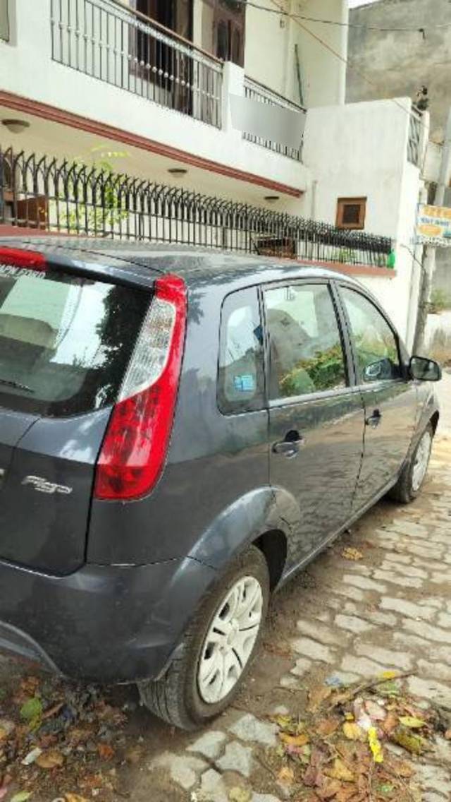 https://images10.gaadi.com/usedcar_image/4595725/original/processed_88a3a987-e5df-49a2-a2ef-8b9282959077.jpg?imwidth=6401