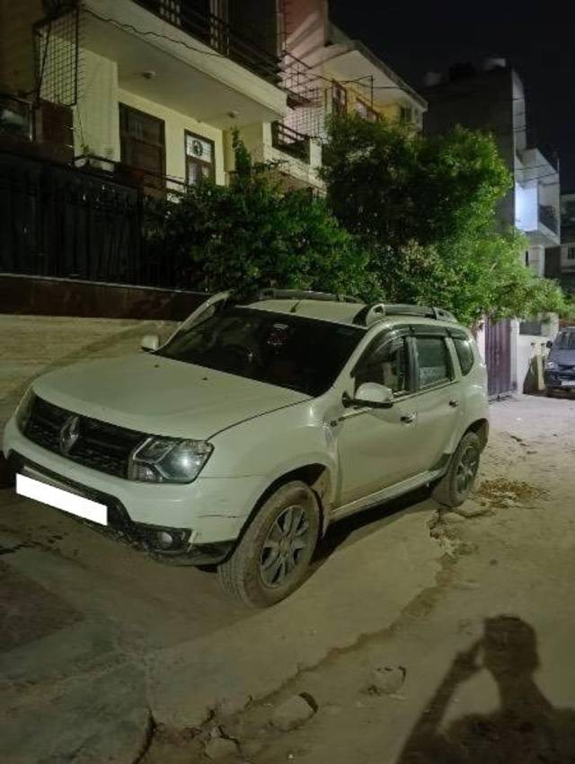 https://images10.gaadi.com/usedcar_image/4595757/original/processed_111b9e1c-8dce-4094-aa19-096f7bf877c5.jpeg?imwidth=6400
