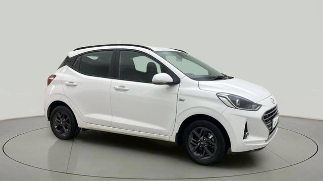 https://images10.gaadi.com/usedcar_image/4595785/original/d6b136ab4225bed16df1a4c38475f2a0.jpg?imwidth=6400