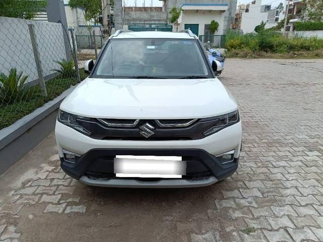 https://images10.gaadi.com/usedcar_image/4595808/original/processed_processed_00d8dc8a-ccd3-4e19-868a-dde2f120fe84.jpg?imwidth=6400