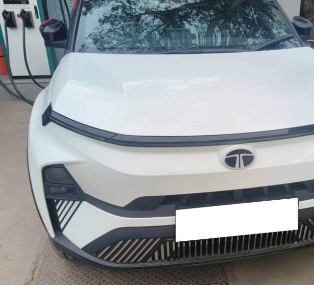 https://images10.gaadi.com/usedcar_image/4595814/original/processed_91f52997-1fbc-4f51-90e4-58697e222761.png?imwidth=6401