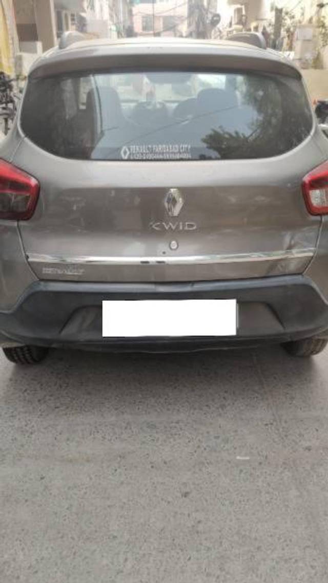 https://images10.gaadi.com/usedcar_image/4595840/original/processed_9772e1e9-7282-4f39-8920-0d4c36d4c171.jpg?imwidth=6401