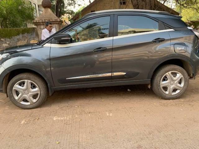 https://images10.gaadi.com/usedcar_image/4595866/original/processed_57b30d7b-7738-445c-8d5f-444eecd2e539.jpeg?imwidth=6400