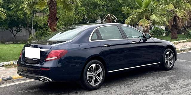 https://images10.gaadi.com/usedcar_image/4595985/original/processed_feb9d705863803387aaada2c982c0ba1.jpeg?imwidth=6402