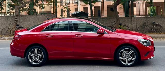 https://images10.gaadi.com/usedcar_image/4595990/original/154abd6c06f187735fc9fac4539a2ee4.jpeg?imwidth=6401