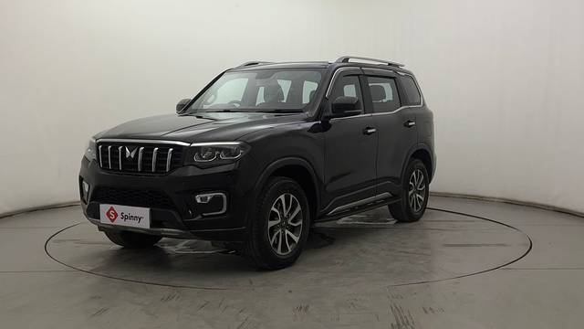 https://images10.gaadi.com/usedcar_image/4596008/original/401b899b19720c06734341a13a9cff77.JPG?imwidth=6400