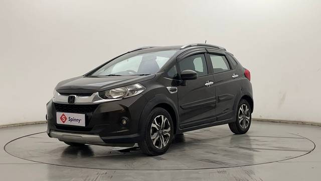 https://images10.gaadi.com/usedcar_image/4596018/original/9077d318df1b311db31440db90cf1179.JPG?imwidth=6400