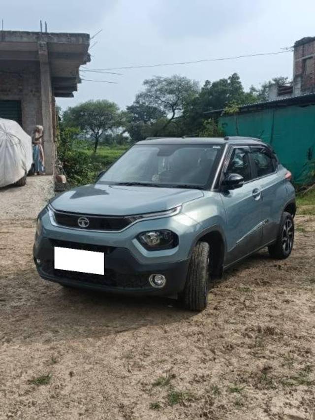 https://images10.gaadi.com/usedcar_image/4596019/original/processed_43bf6b44-88fa-4ed4-b467-93084465fa93.jpg?imwidth=6401
