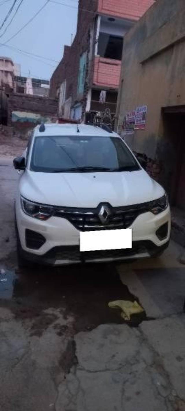https://images10.gaadi.com/usedcar_image/4596030/original/processed_e11f7f8a-1521-4c1a-a582-f6ccecd2fdc6.jpg?imwidth=6401