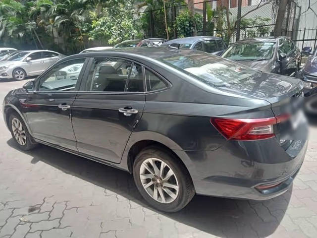 https://images10.gaadi.com/usedcar_image/4596057/original/a9bb7cb5-c5e6-4357-aea7-924d3218c7c0.png?imwidth=6401
