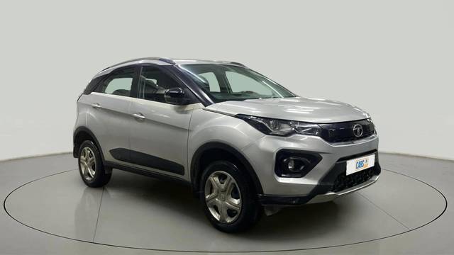 https://images10.gaadi.com/usedcar_image/4596214/original/1eed7c9a65bc175736fee42a7c3b08ee.jpg?imwidth=6400