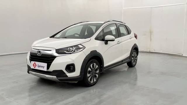 https://images10.gaadi.com/usedcar_image/4596241/original/2cdebb89f041e2b3106717115c58fc17.JPG?imwidth=6400