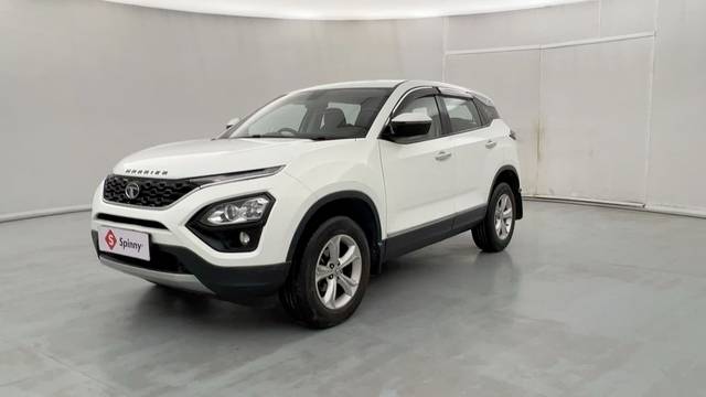 https://images10.gaadi.com/usedcar_image/4596256/original/1fdb8db31361b60e3c9beee747988085.JPG?imwidth=6400