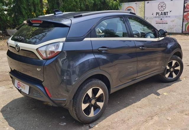 https://images10.gaadi.com/usedcar_image/4596280/original/processed_e28fa787b7feaa652a1be4e6f1ad48fe.jpeg?imwidth=6402