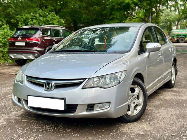 https://images10.gaadi.com/usedcar_image/4596284/original/processed_2889ea6016c6eb571cf75bd36243918a.jpg?imwidth=6402