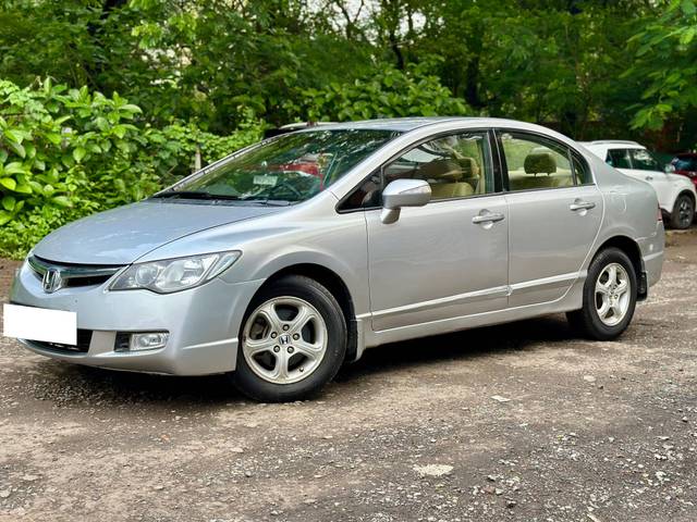 https://images10.gaadi.com/usedcar_image/4596284/original/processed_e8760406dd9d4468f1f5d4bb18d6e576.jpg?imwidth=6400