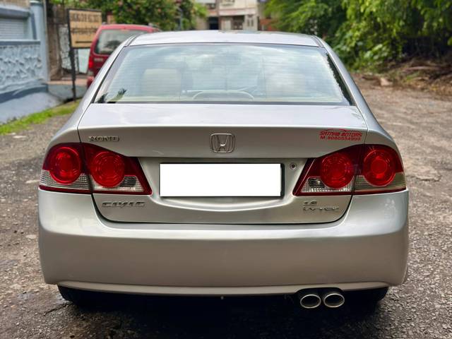 https://images10.gaadi.com/usedcar_image/4596284/original/processed_fb1c7a7baaef05dd77a875b1e0a9fcfa.jpg?imwidth=6401