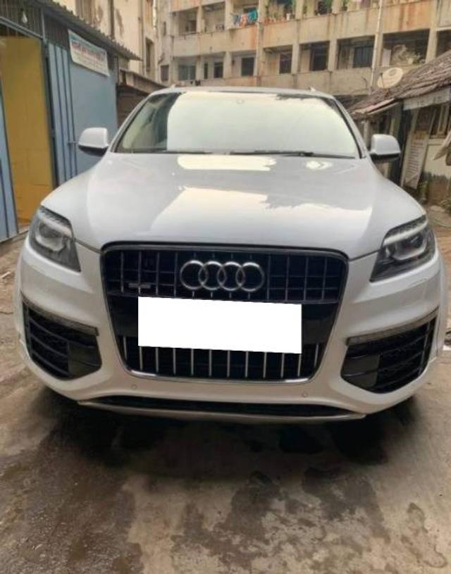 https://images10.gaadi.com/usedcar_image/4596311/original/processed_39f01595-a6e5-4da8-9069-c98daf99ed6e.jpg?imwidth=6400