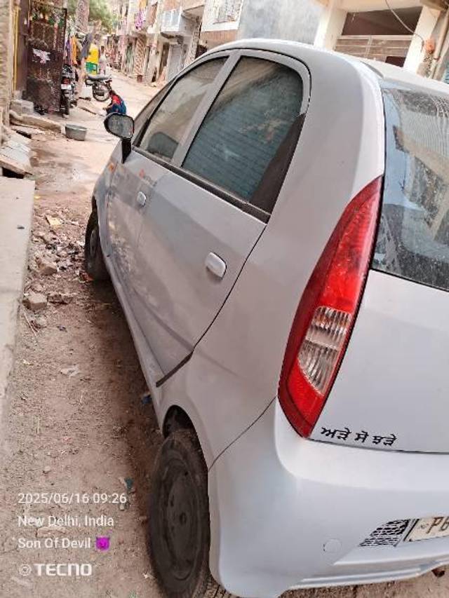 https://images10.gaadi.com/usedcar_image/4596322/original/processed_8513b633-f13a-459d-8469-70ba6ef6d579.jpg?imwidth=6402