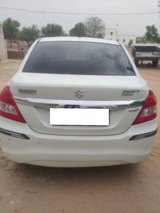 https://images10.gaadi.com/usedcar_image/4596333/original/processed_1ea65893-4d97-4999-a0ce-aafd47912bf1.jpg?imwidth=6401