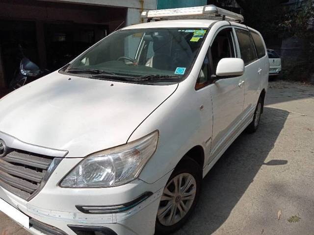 https://images10.gaadi.com/usedcar_image/4596358/original/processed_3ee982cb-19b3-44c8-805f-4777dab97fd4.jpg?imwidth=6401