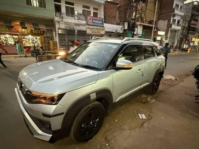 https://images10.gaadi.com/usedcar_image/4596368/original/processed_27f49cf3-b25e-484b-b225-4d931cd5466a.jpg?imwidth=6402
