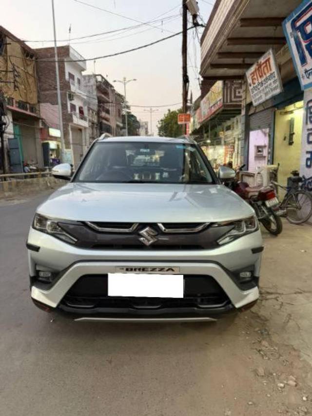 https://images10.gaadi.com/usedcar_image/4596368/original/processed_7451e95c-0ecc-4307-bb8a-6c0c6fb643d7.jpg?imwidth=6401